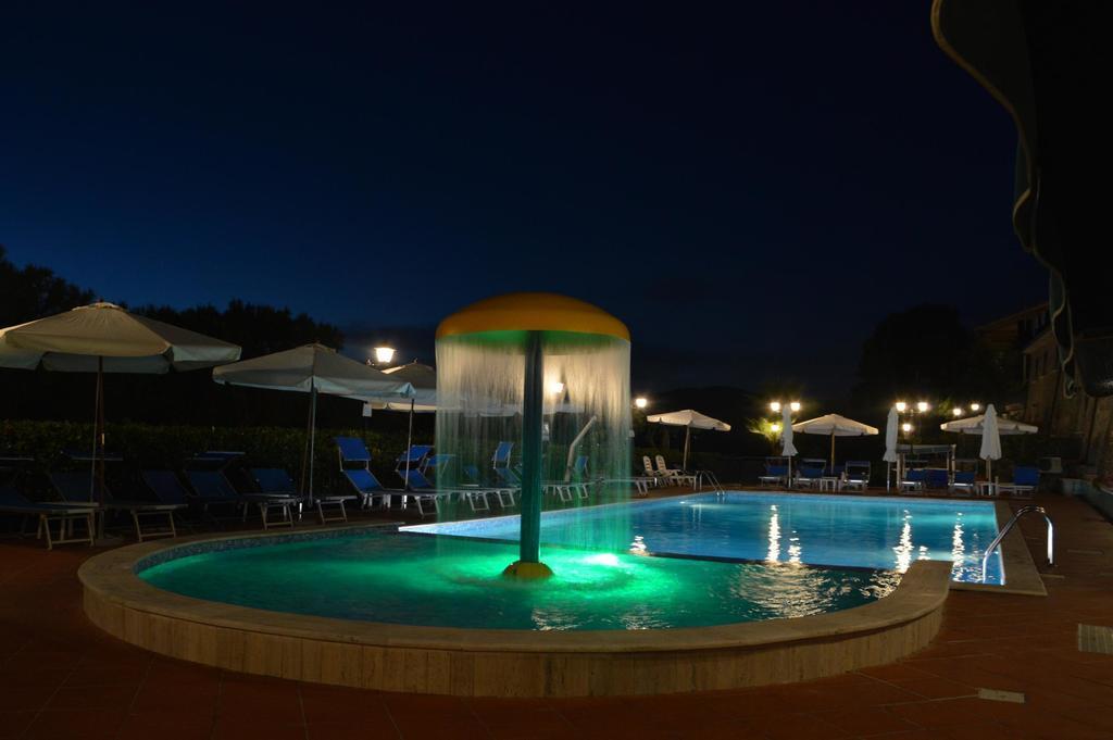Residence Domus Cilento กัสเตลลาบาเต ภายนอก รูปภาพ