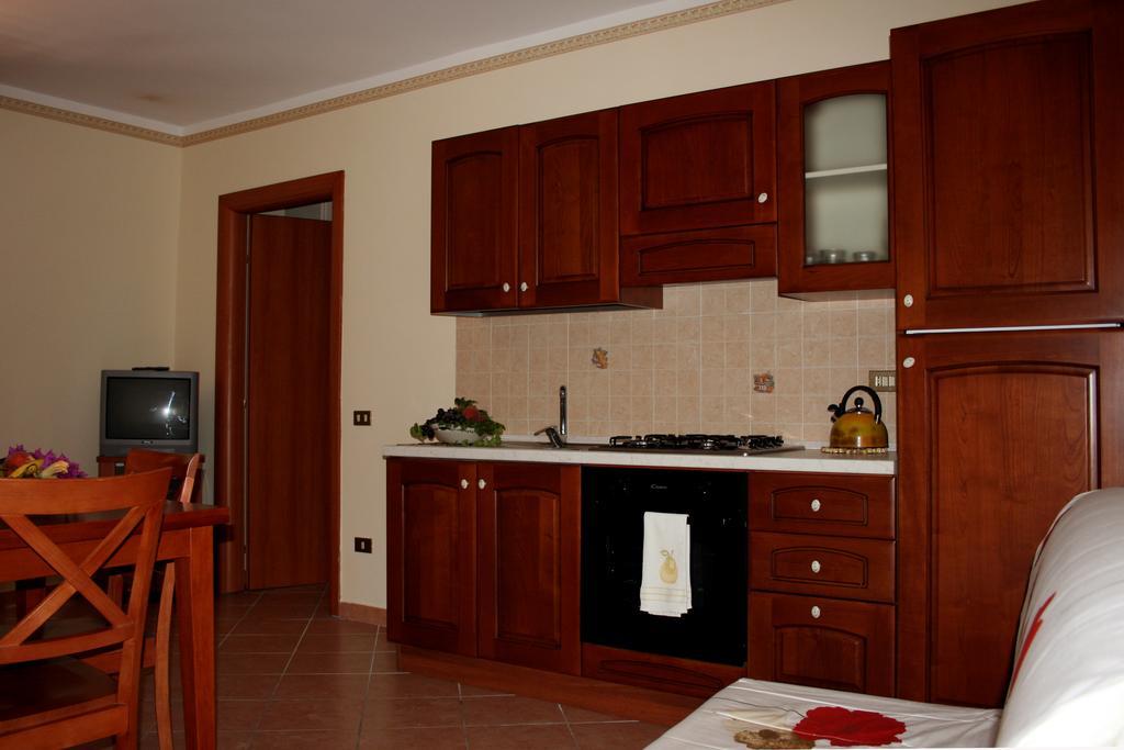 Residence Domus Cilento กัสเตลลาบาเต ภายนอก รูปภาพ