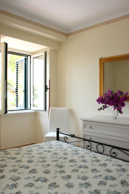 Residence Domus Cilento กัสเตลลาบาเต ภายนอก รูปภาพ