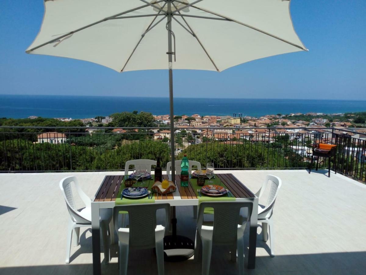 Residence Domus Cilento กัสเตลลาบาเต ภายนอก รูปภาพ